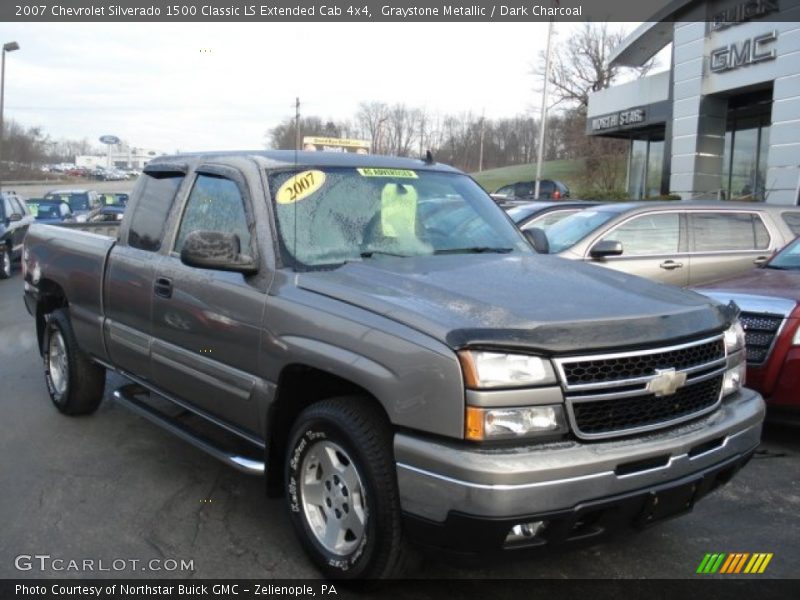 Graystone Metallic / Dark Charcoal 2007 Chevrolet Silverado 1500 Classic LS Extended Cab 4x4