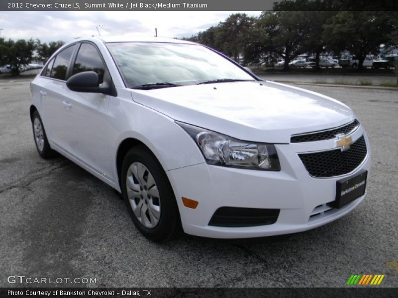 Summit White / Jet Black/Medium Titanium 2012 Chevrolet Cruze LS