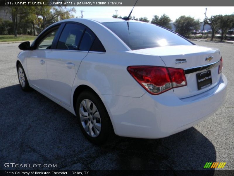 Summit White / Jet Black/Medium Titanium 2012 Chevrolet Cruze LS