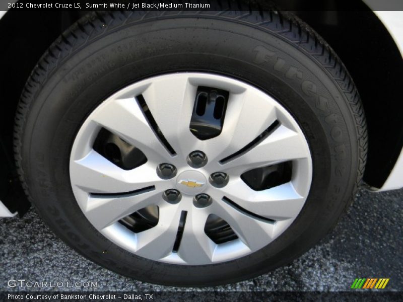 Summit White / Jet Black/Medium Titanium 2012 Chevrolet Cruze LS