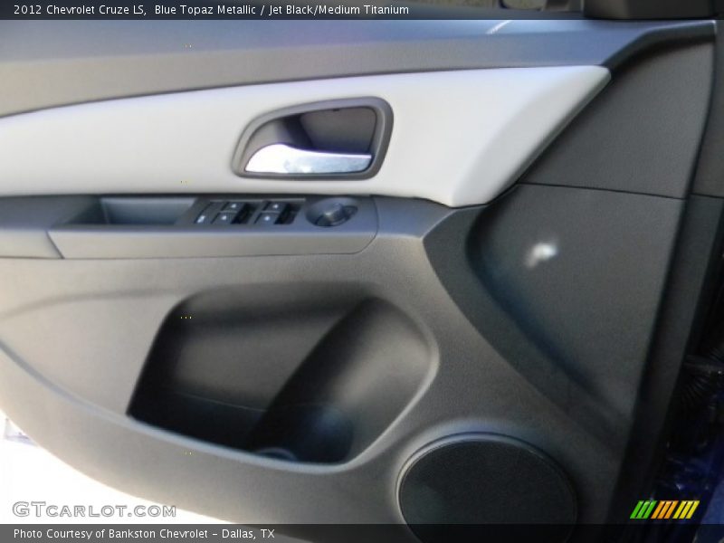 Blue Topaz Metallic / Jet Black/Medium Titanium 2012 Chevrolet Cruze LS