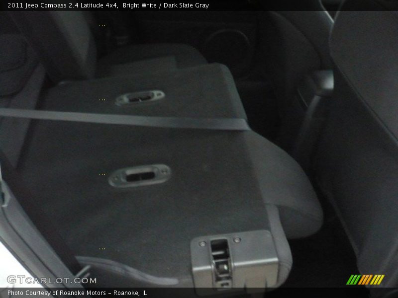 Bright White / Dark Slate Gray 2011 Jeep Compass 2.4 Latitude 4x4