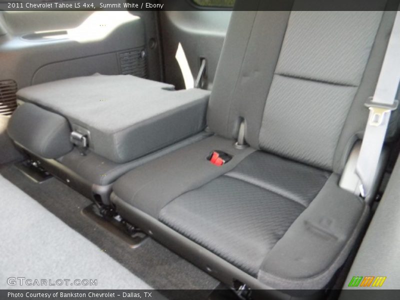Summit White / Ebony 2011 Chevrolet Tahoe LS 4x4