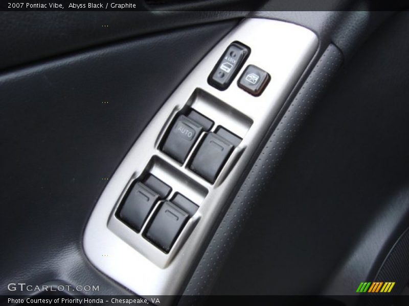 Abyss Black / Graphite 2007 Pontiac Vibe
