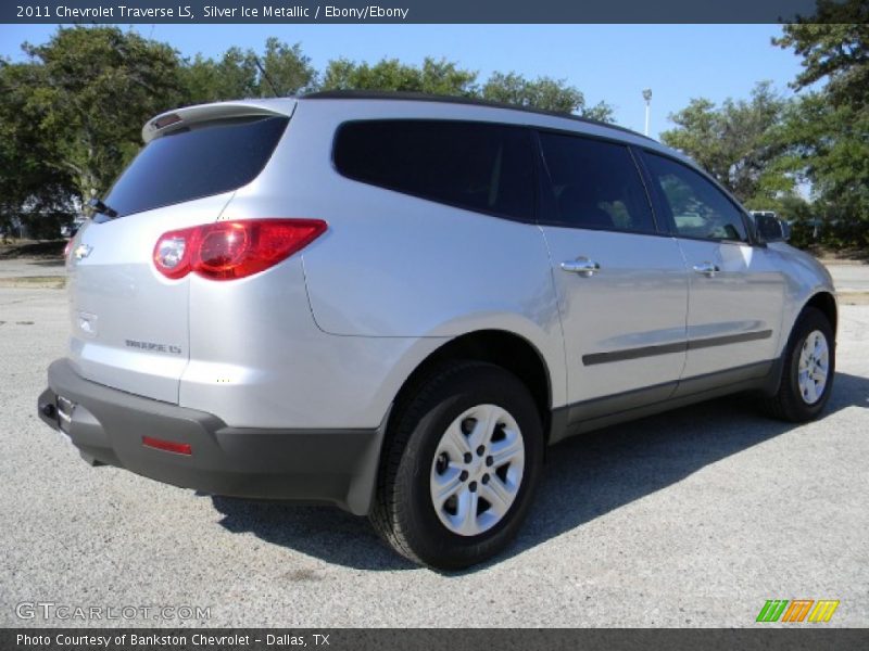 Silver Ice Metallic / Ebony/Ebony 2011 Chevrolet Traverse LS