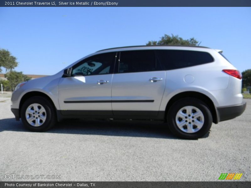 Silver Ice Metallic / Ebony/Ebony 2011 Chevrolet Traverse LS