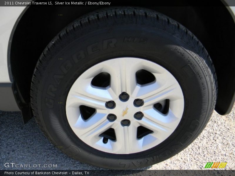Silver Ice Metallic / Ebony/Ebony 2011 Chevrolet Traverse LS