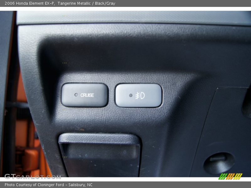 Tangerine Metallic / Black/Gray 2006 Honda Element EX-P