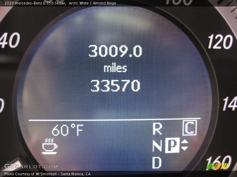 Arctic White / Almond Beige 2010 Mercedes-Benz E 350 Sedan
