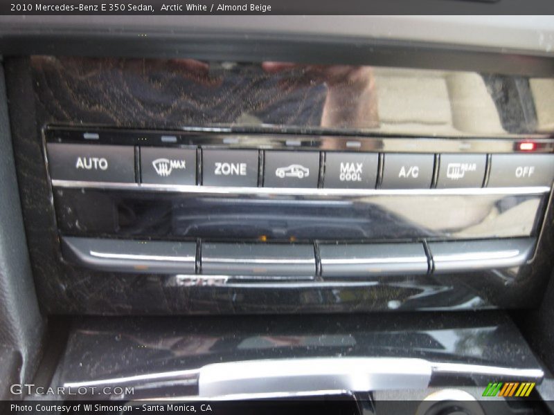 Arctic White / Almond Beige 2010 Mercedes-Benz E 350 Sedan