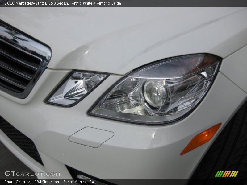 Arctic White / Almond Beige 2010 Mercedes-Benz E 350 Sedan