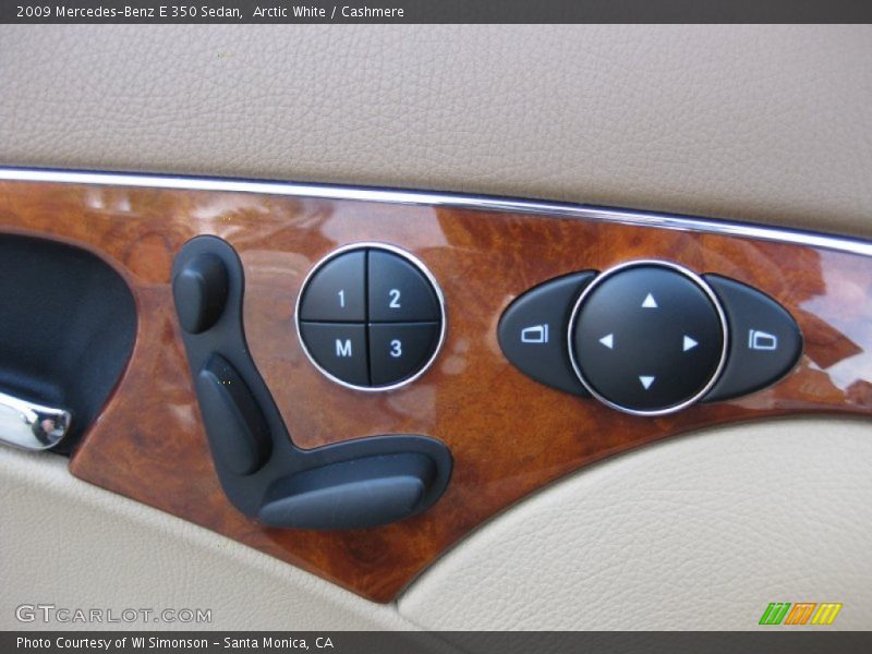 Arctic White / Cashmere 2009 Mercedes-Benz E 350 Sedan
