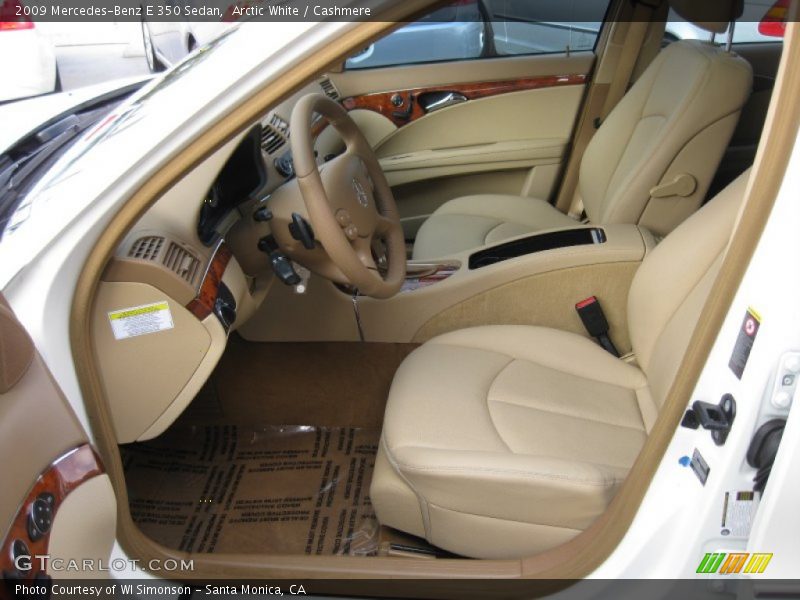 Arctic White / Cashmere 2009 Mercedes-Benz E 350 Sedan
