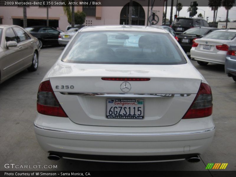 Arctic White / Black 2009 Mercedes-Benz E 350 Sedan