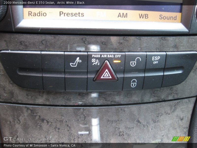 Arctic White / Black 2009 Mercedes-Benz E 350 Sedan