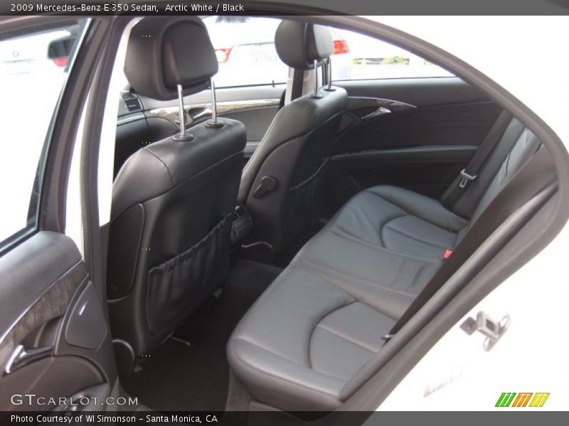 Arctic White / Black 2009 Mercedes-Benz E 350 Sedan