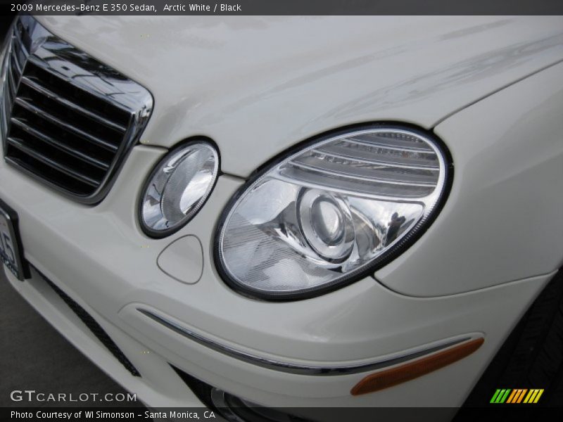 Arctic White / Black 2009 Mercedes-Benz E 350 Sedan