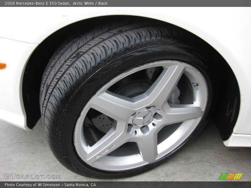 Arctic White / Black 2009 Mercedes-Benz E 350 Sedan