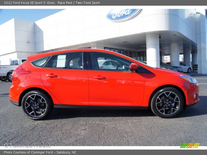  2012 Focus SE Sport 5-Door Race Red