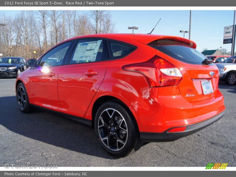  2012 Focus SE Sport 5-Door Race Red
