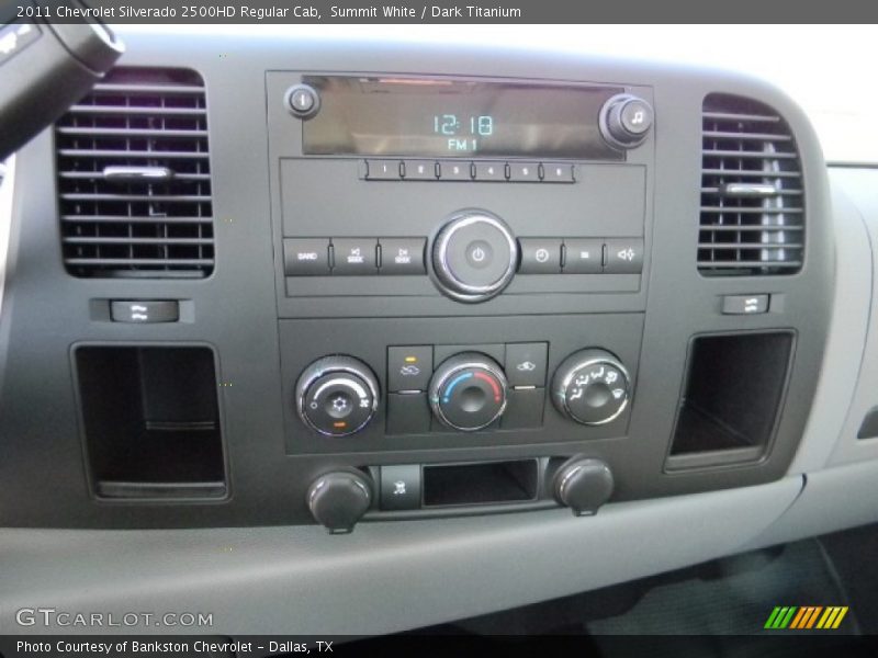 Summit White / Dark Titanium 2011 Chevrolet Silverado 2500HD Regular Cab