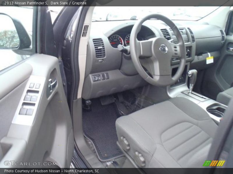  2012 Pathfinder S Graphite Interior