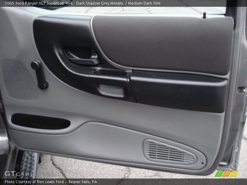 Dark Shadow Grey Metallic / Medium Dark Flint 2005 Ford Ranger XLT SuperCab 4x4