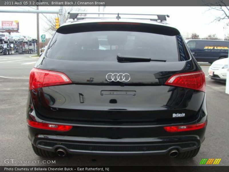 Brilliant Black / Cinnamon Brown 2011 Audi Q5 3.2 quattro