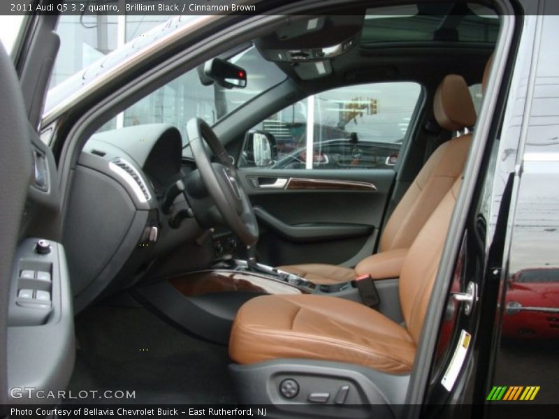 Brilliant Black / Cinnamon Brown 2011 Audi Q5 3.2 quattro