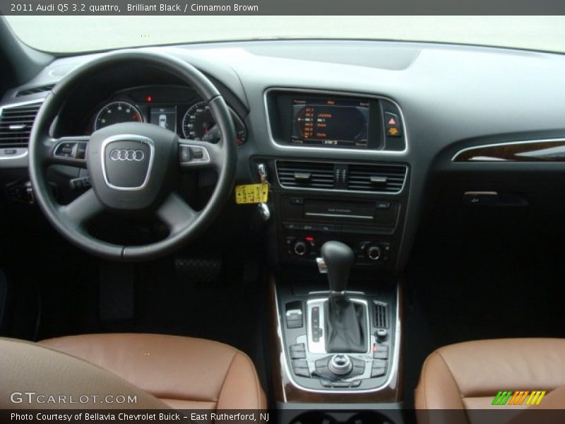 Brilliant Black / Cinnamon Brown 2011 Audi Q5 3.2 quattro