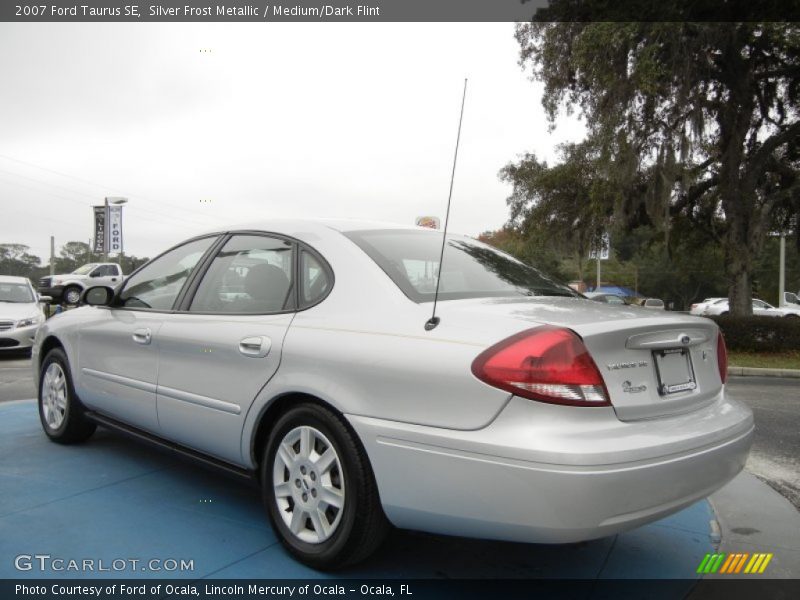 Silver Frost Metallic / Medium/Dark Flint 2007 Ford Taurus SE