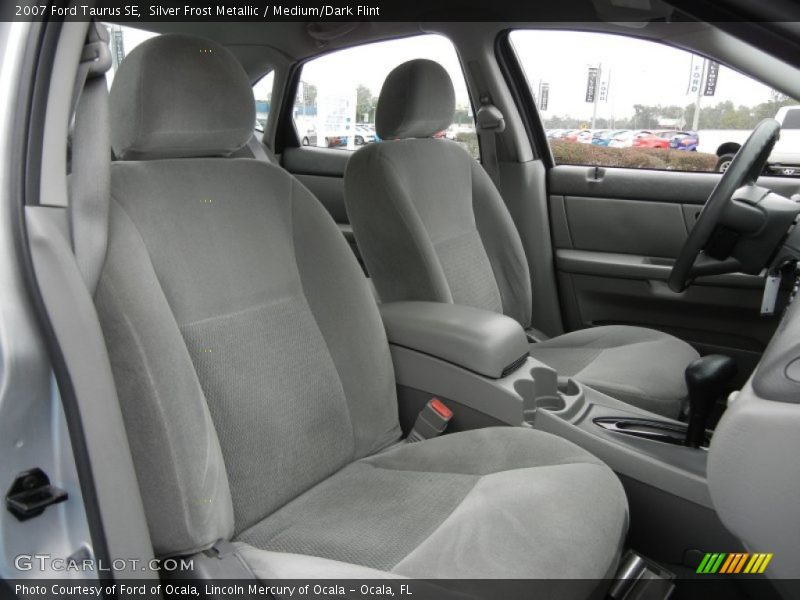 Silver Frost Metallic / Medium/Dark Flint 2007 Ford Taurus SE