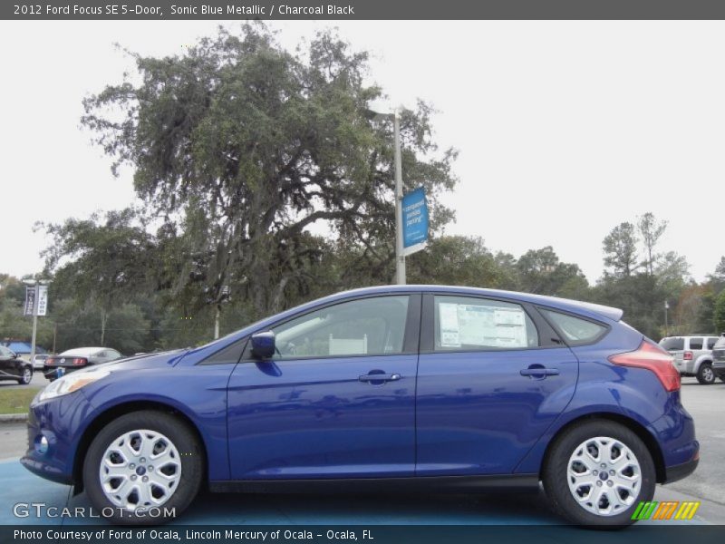 Sonic Blue Metallic / Charcoal Black 2012 Ford Focus SE 5-Door