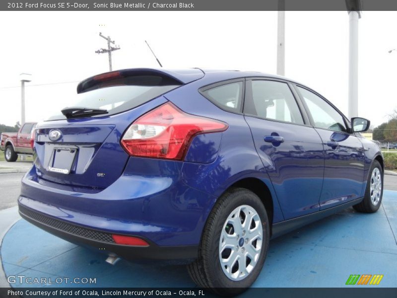 Sonic Blue Metallic / Charcoal Black 2012 Ford Focus SE 5-Door
