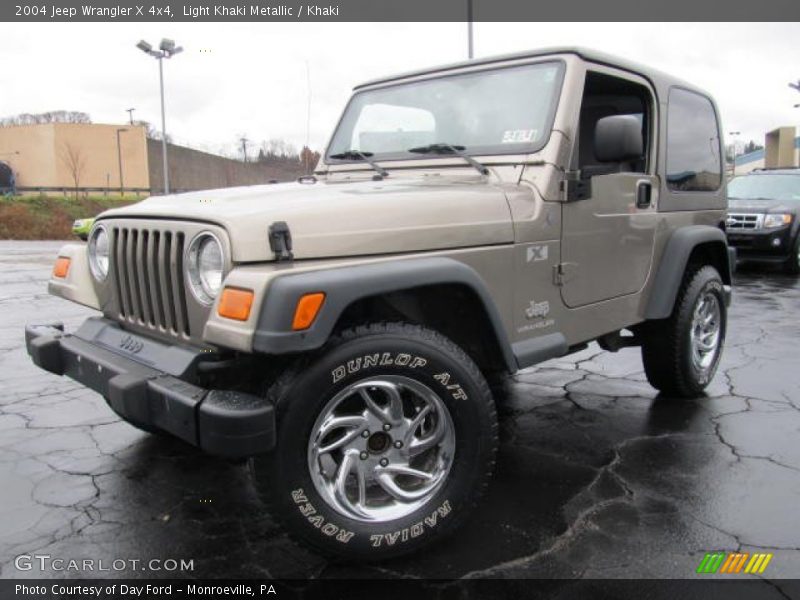 Light Khaki Metallic / Khaki 2004 Jeep Wrangler X 4x4