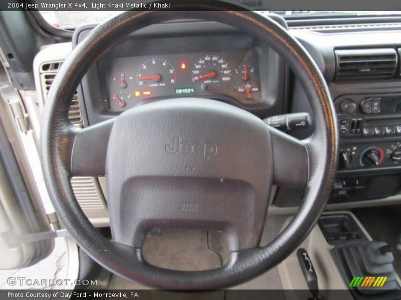 Light Khaki Metallic / Khaki 2004 Jeep Wrangler X 4x4