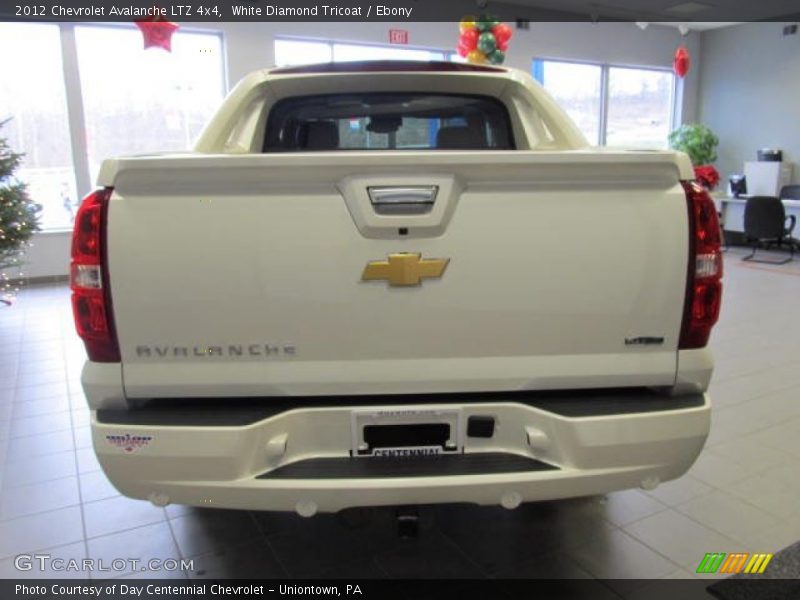 White Diamond Tricoat / Ebony 2012 Chevrolet Avalanche LTZ 4x4
