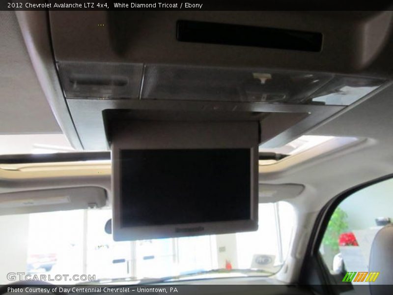 White Diamond Tricoat / Ebony 2012 Chevrolet Avalanche LTZ 4x4