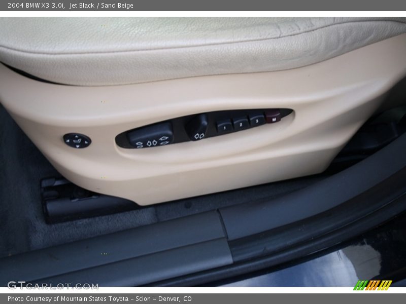 Jet Black / Sand Beige 2004 BMW X3 3.0i