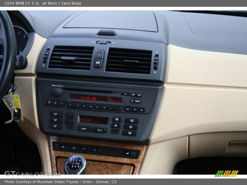 Jet Black / Sand Beige 2004 BMW X3 3.0i