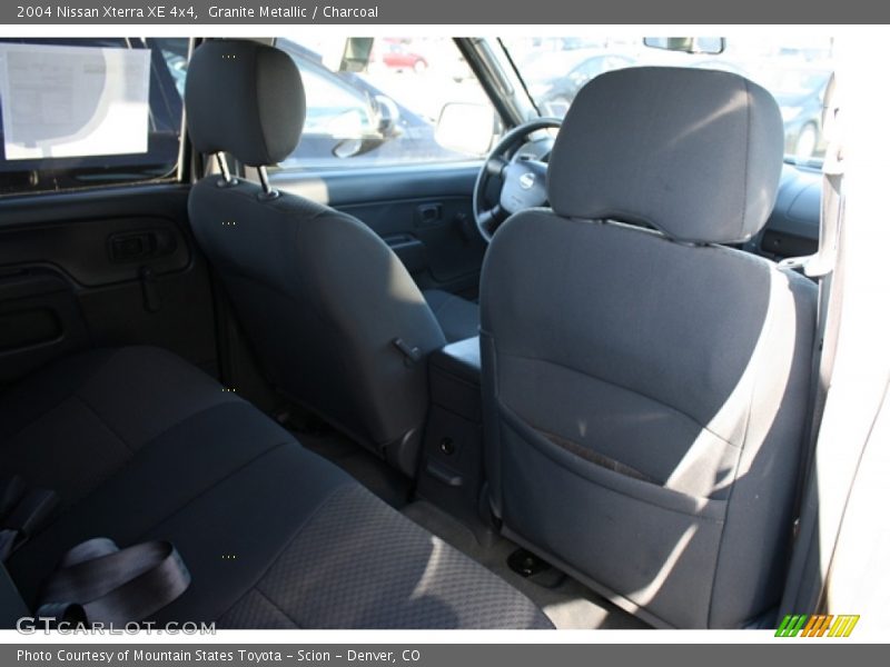 Granite Metallic / Charcoal 2004 Nissan Xterra XE 4x4