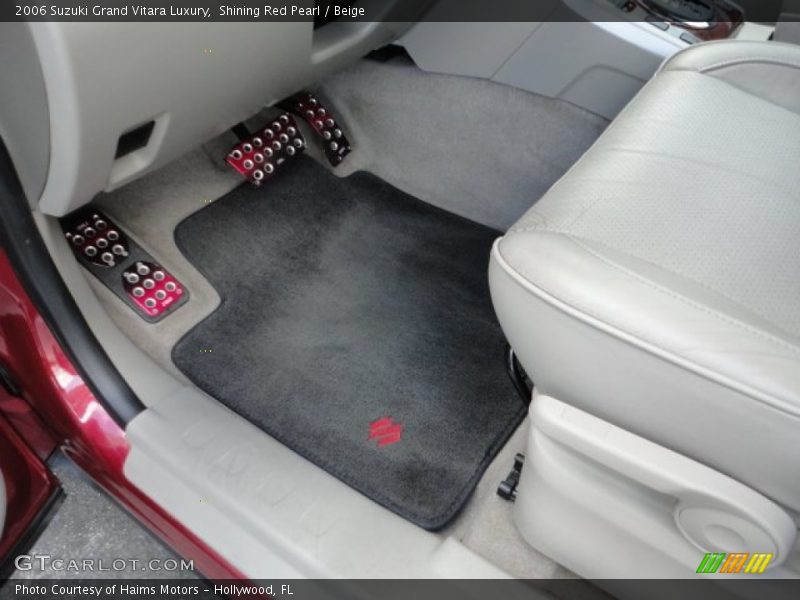 Shining Red Pearl / Beige 2006 Suzuki Grand Vitara Luxury