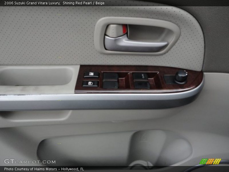Shining Red Pearl / Beige 2006 Suzuki Grand Vitara Luxury