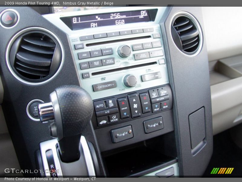 Nimbus Gray Metallic / Beige 2009 Honda Pilot Touring 4WD