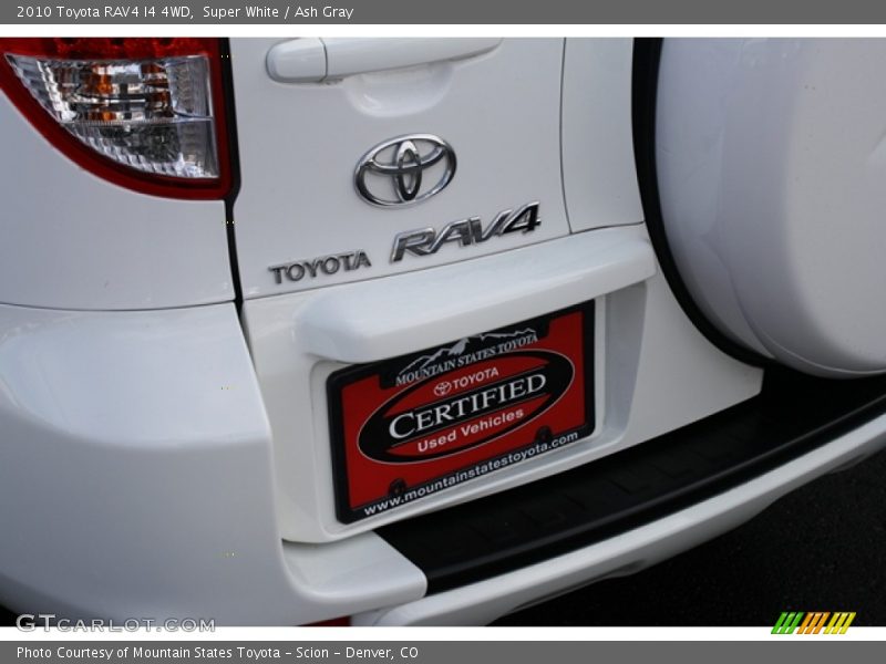 Super White / Ash Gray 2010 Toyota RAV4 I4 4WD