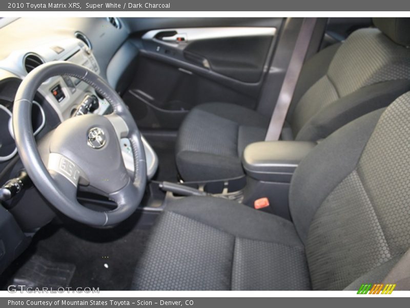 Super White / Dark Charcoal 2010 Toyota Matrix XRS
