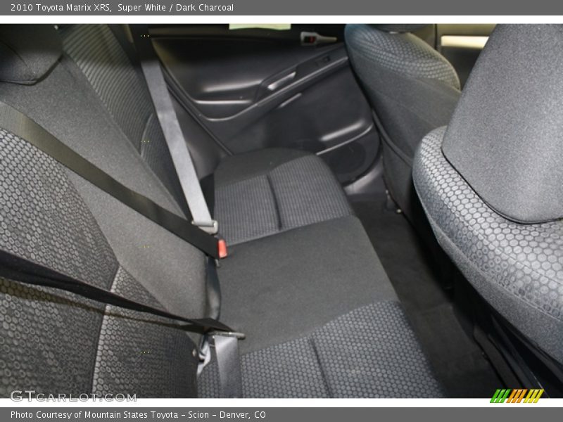 Super White / Dark Charcoal 2010 Toyota Matrix XRS