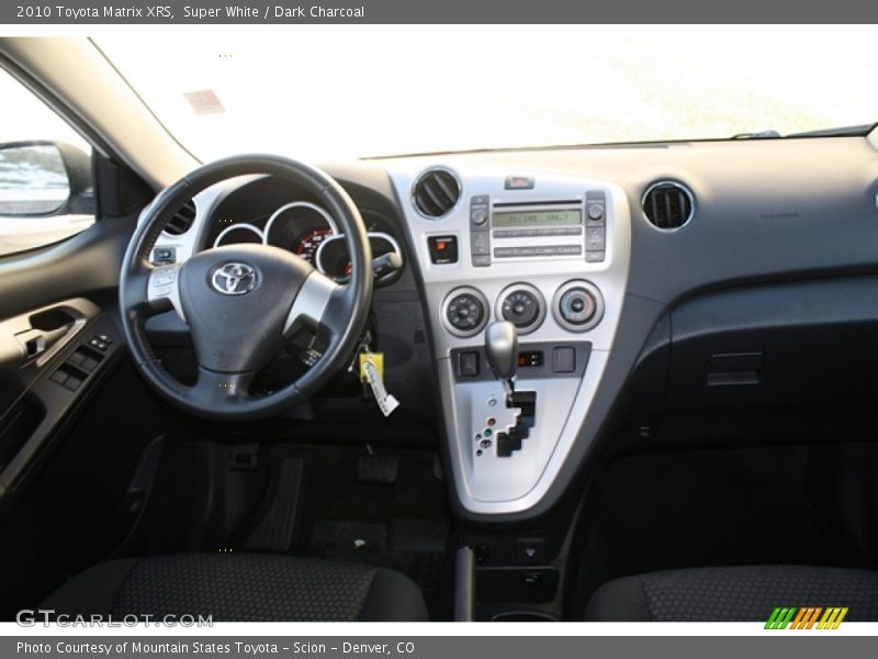 Super White / Dark Charcoal 2010 Toyota Matrix XRS