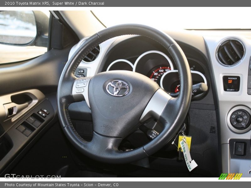 Super White / Dark Charcoal 2010 Toyota Matrix XRS