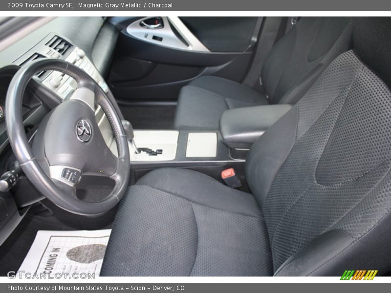 Magnetic Gray Metallic / Charcoal 2009 Toyota Camry SE